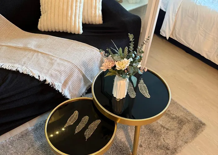 Urban Luxe Staycation With Balcony Apartamento Manila