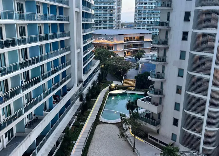 Urban Luxe Staycation With Balcony Apartamento Manila